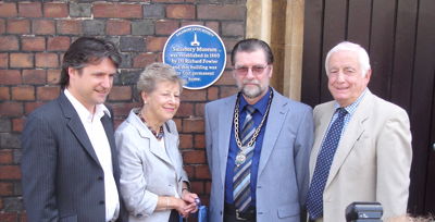 Unveiling of Dr Fowler's plaque