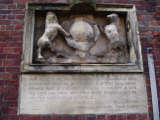 Plaque Thumb 055